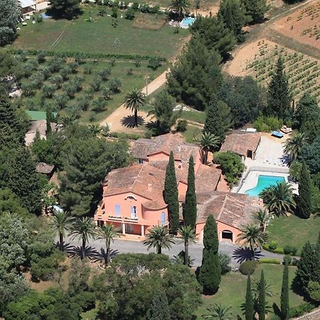 Appartement Au Chateau Maravenne La Londe-les-Maures Exterior photo